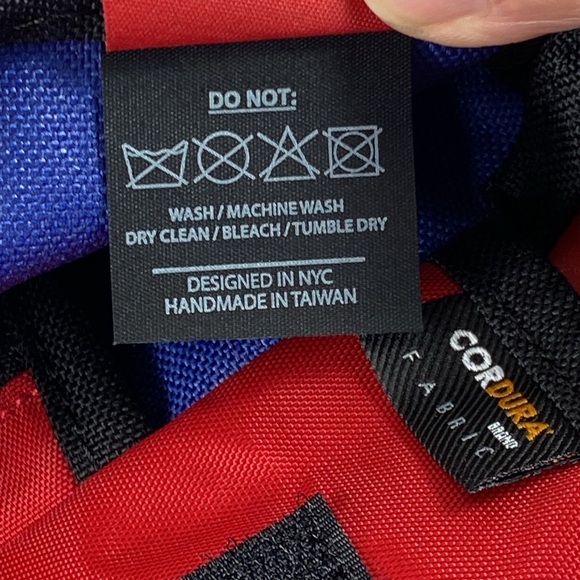 Manhattan Portage Messenger Bag Hook & Loop Closure Zip Pocket Royal Blue NWT - Picture 10 of 11